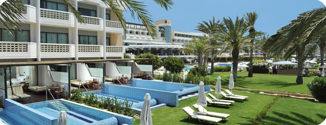 Athena Beach hotel