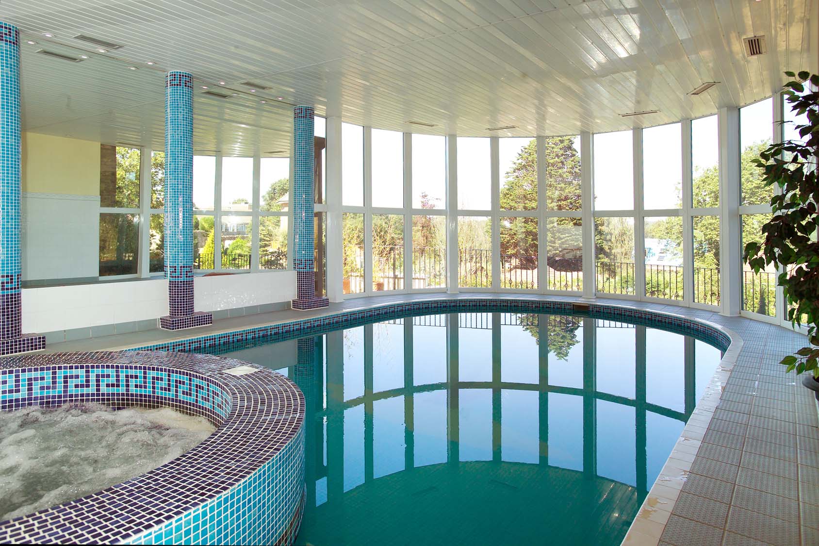 Melville Hall & Utopia Spa - Sandown