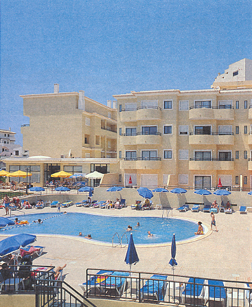 Plaza Real Apartments