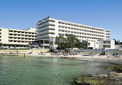 Hotel & Studios Ses Savines