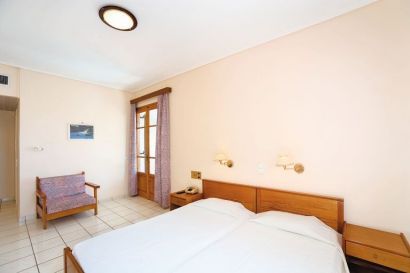 Katerina Palace Hotel and Studios