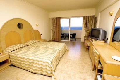 Los Cristianos cheap holidays - Villa Mandi Apt