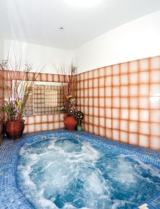 Family holidays in Playa de las Americas - Columbus Studio 2