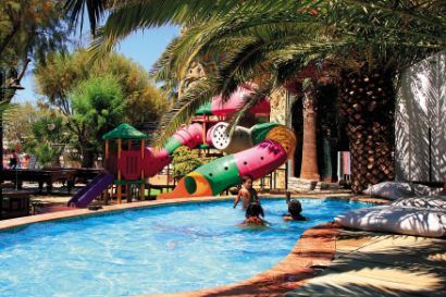Jasmin Beach Studios And Apartments