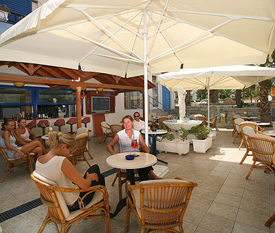 Triton Hotel