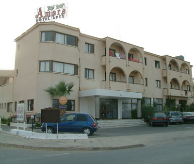 Amore Apartments
