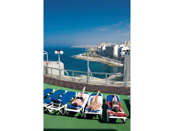 Hotel Preluna and Towers