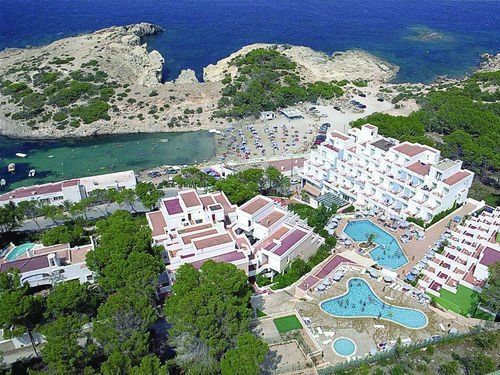 Club Paradise Beach Apartments