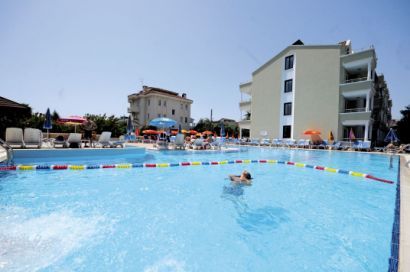 Candan Apartments