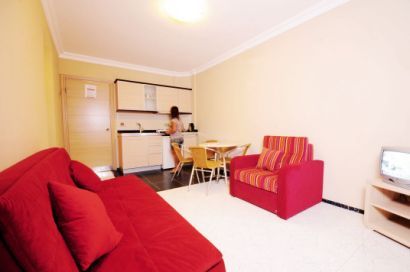Candan Apartments