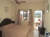 Book bargain holidays to arpora - Marinha Dourada