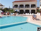 Family holidays in greece - Umbrella Beach Apartments