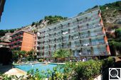 Book bargain holidays to italy - Santa Tecla