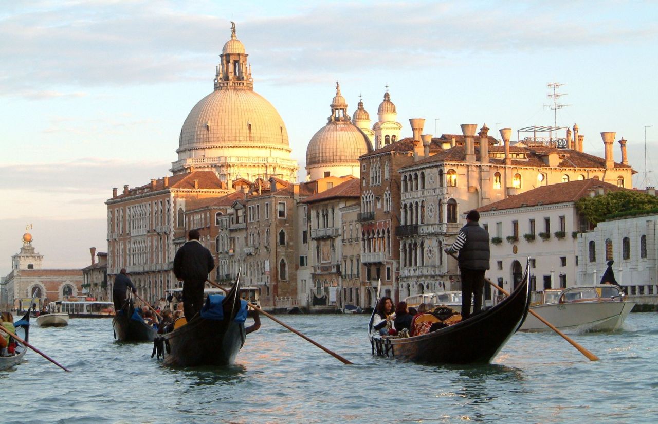 venice city breaks