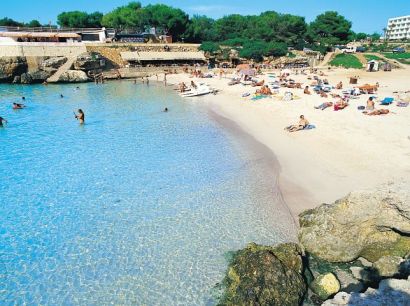 Vista Playa Cala Blanca Menorca