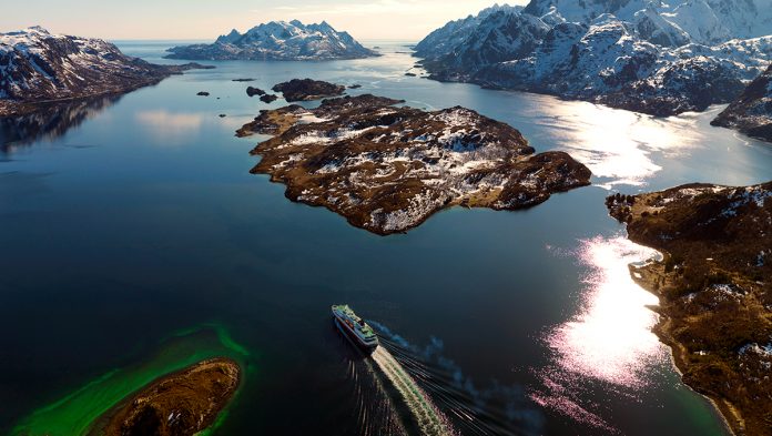 MS-Richard-With-i-Raftsundet-HGR-38270 MS-Richard-With-i-Raftsundet-HGR-38270